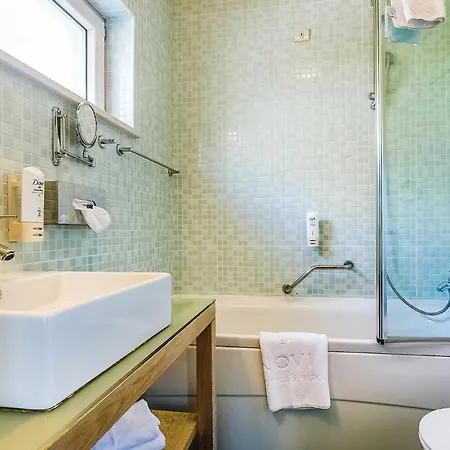 Апартаменты Amazing In With 2 Bedrooms, Wifi And Swimming Pool