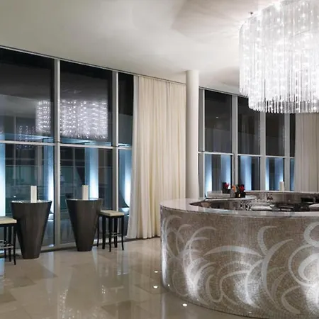 Amazing In With 2 Bedrooms, Wifi And Swimming Pool *